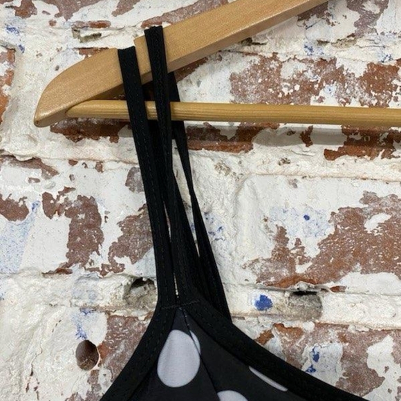 Swimsuit - Picture 2 of 5